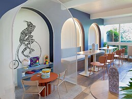 Hotel Novotel Aix en Provence Pont de l'Arc Fenouillères