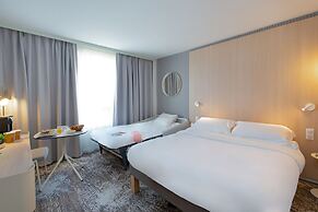 Hotel Novotel Aix en Provence Pont de l'Arc Fenouillères