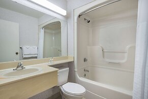 Travelodge by Wyndham Bridgewater