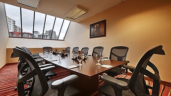 University Place Hotel & Conference Center