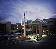 University Place Hotel & Conference Center