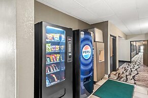 Quality Inn & Suites Des Moines Airport