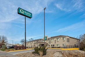 Quality Inn & Suites Des Moines Airport