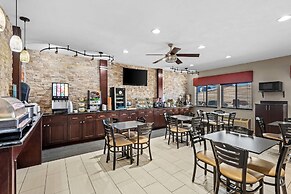 Quality Inn & Suites Des Moines Airport