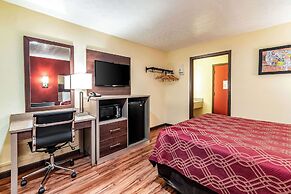 Econo Lodge Worthington