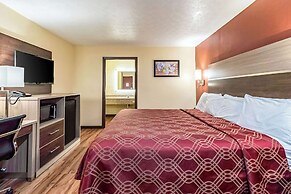 Econo Lodge Worthington