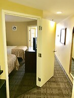 Clarion Hotel & Suites Hamden - New Haven