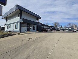 Richmond Inn & Suites