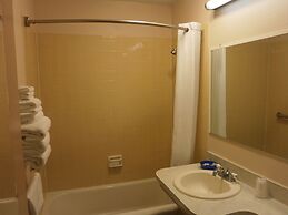 Richmond Inn & Suites