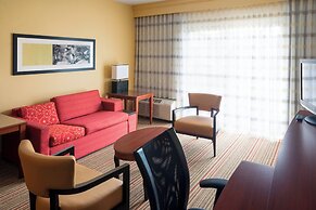 Courtyard by Marriott Indianapolis Airport