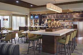 Courtyard by Marriott Indianapolis Airport
