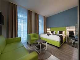Offenburg City Hotel by Belvilla