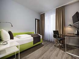 Offenburg City Hotel by Belvilla