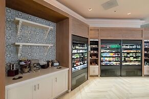 Hilton Santa Barbara Beachfront Resort