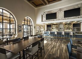 Hilton Santa Barbara Beachfront Resort