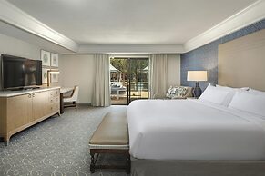 Hilton Santa Barbara Beachfront Resort
