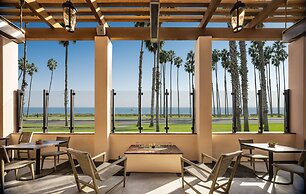 Hilton Santa Barbara Beachfront Resort