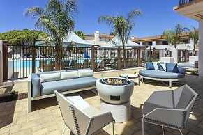 Hilton Santa Barbara Beachfront Resort