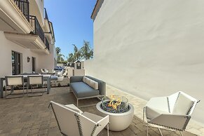 Hilton Santa Barbara Beachfront Resort