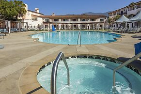 Hilton Santa Barbara Beachfront Resort