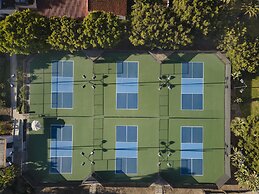 Hilton Santa Barbara Beachfront Resort