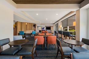 Holiday Inn Express Hampton - Coliseum Central by IHG