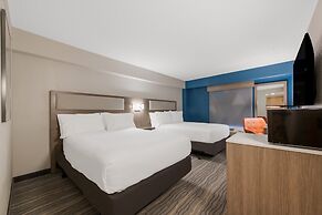 Holiday Inn Express Hampton - Coliseum Central by IHG