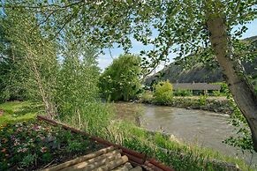 Sandman Inn Cache Creek