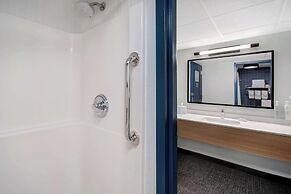 Spark by Hilton Rochester University Area