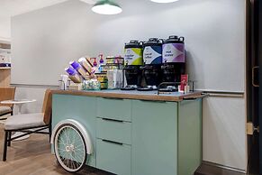 Spark by Hilton Rochester University Area