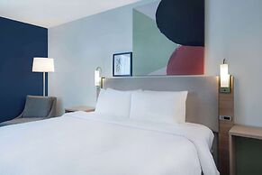 Spark by Hilton Rochester University Area