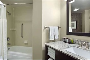 Embassy Suites by Hilton St. Louis Airport