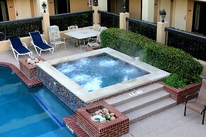 Days Inn by Wyndham Longview South