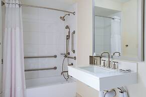 Chicago Marriott Downtown Magnificent Mile