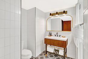 Hotel Indigo Minneapolis Downtown by IHG