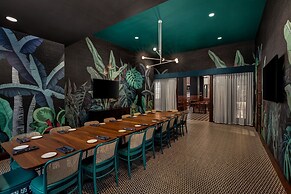 Hotel Indigo Minneapolis Downtown by IHG