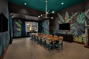 Hotel Indigo Minneapolis Downtown by IHG