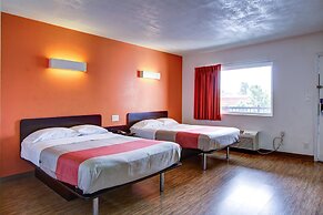 Motel 6 Richfield, OH