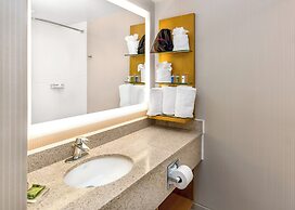 Delta Hotels by Marriott Utica