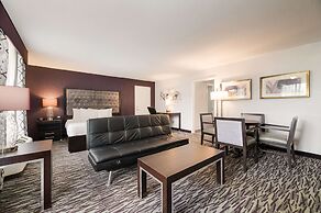 Clarion Inn & Suites Across From Universal Orlando Resort