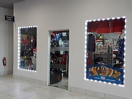 Clarion Inn & Suites Across From Universal Orlando Resort