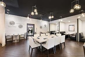 Clarion Inn & Suites Across From Universal Orlando Resort