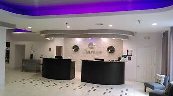 Clarion Inn & Suites Across From Universal Orlando Resort