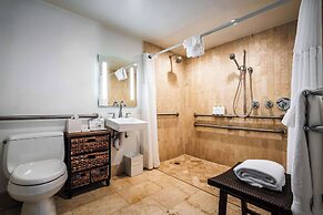 Costa d'Este Beach Resort and Spa