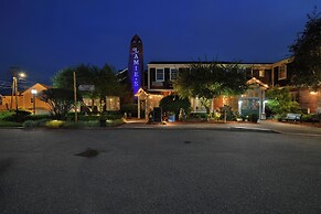 Lamie's Inn and The Old Salt Restaurant