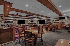 Lamie's Inn and The Old Salt Restaurant