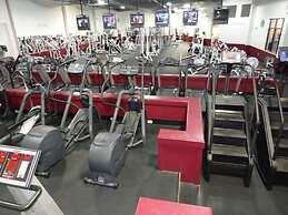 Lamie's Inn and The Old Salt Restaurant