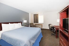 Days Inn by Wyndham West Des Moines