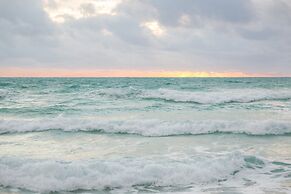 Hilton Cabana Miami Beach Resort