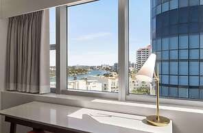 Hilton Cabana Miami Beach Resort